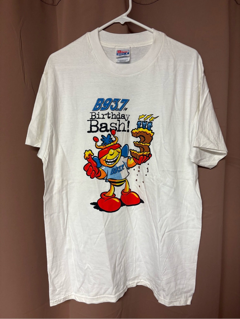 vintage ‘90’s B-93.7 Birthday Bash Single stitch T-Shirt Size L Hanes Beefy Tag